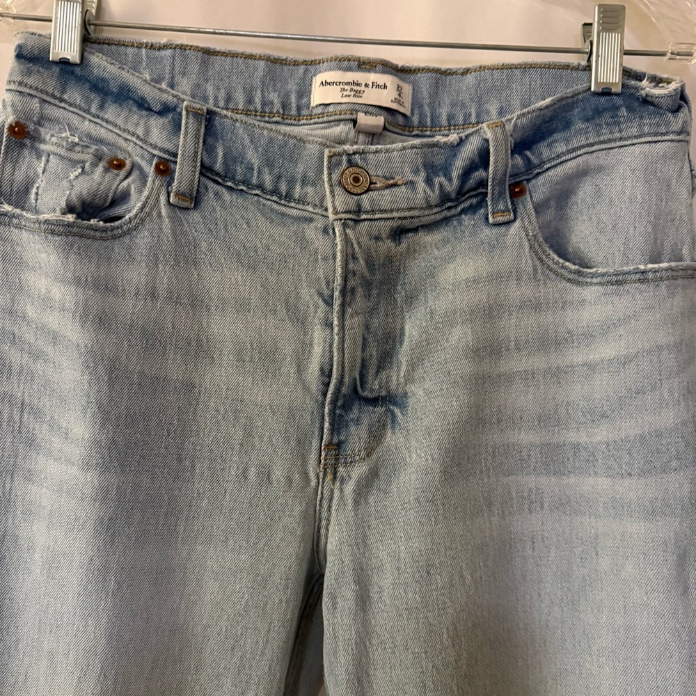 ABERCROMBIE & FITCH The Baggy Low Rise Distressed Curve Love Jeans Size 27 - Picture 8 of 9